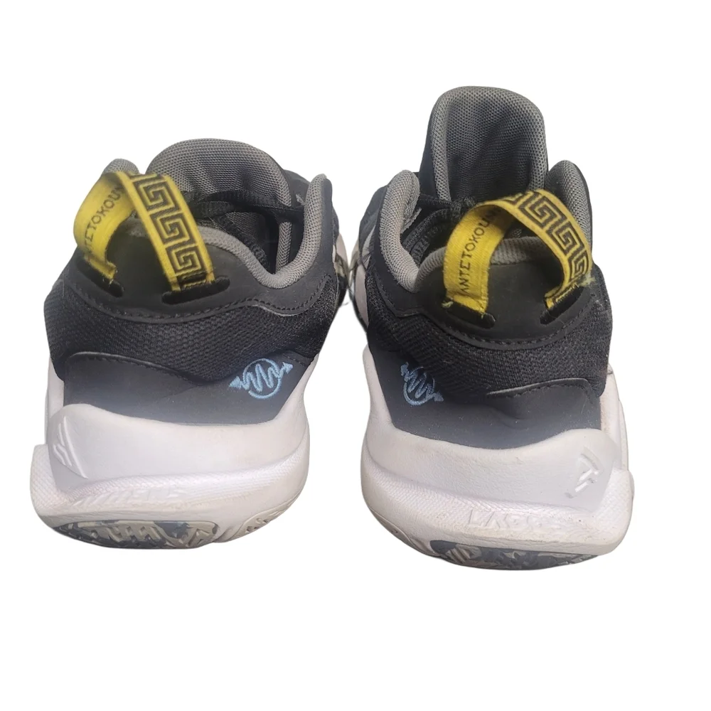 Nike Giannis Immortality Youth Black and White Athletic Basketball Sneakers 5.5 - Picture 3 of 5